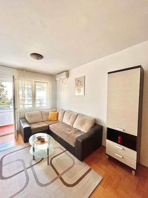 Apartment Cozy, Charming One Bedroom